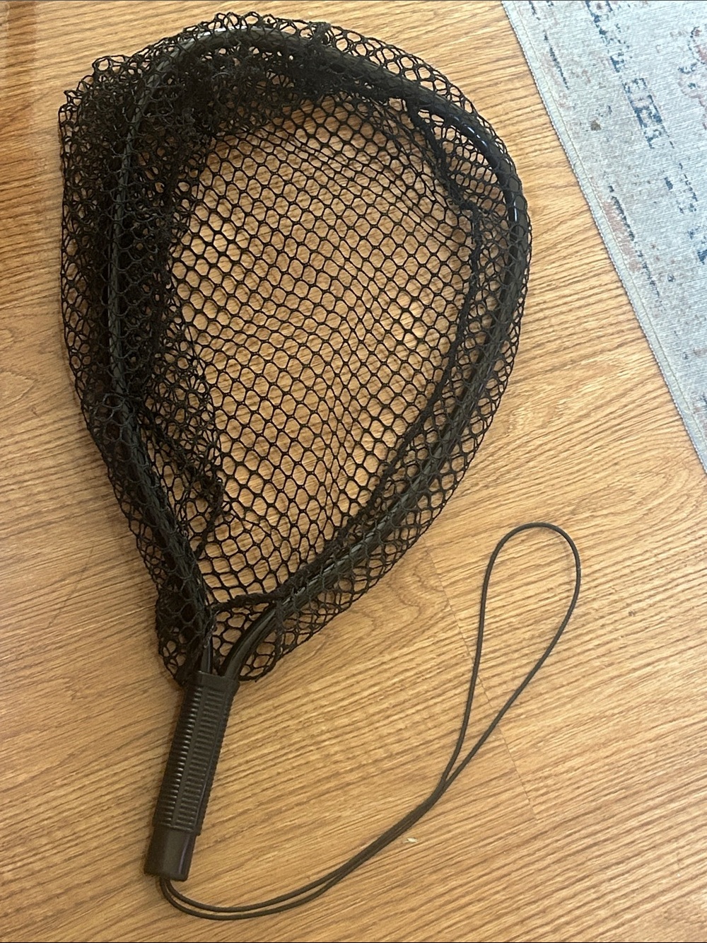 Fishing landing net